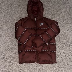 Nike Puffer Jacket Size S