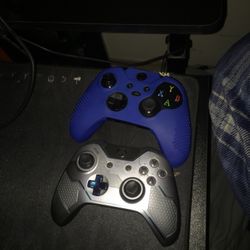 Xbox One Controllers