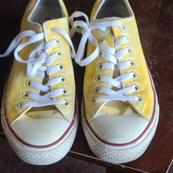 Converse Size 10