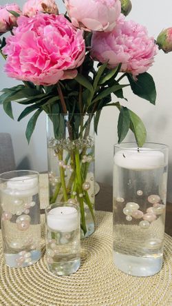 New Glass Cylinder Vases ,each set has a 4,6,7,10 Inch Vase  