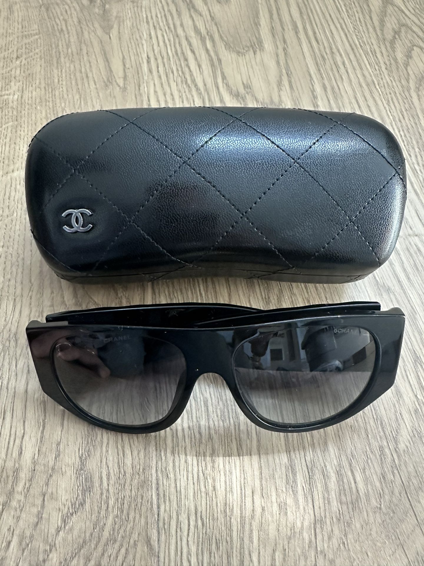Authentic Chanel Acetate Quilted CC Pilot Black Mini CC Lens 