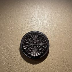 Classic Round WALL DECOR 10” Diameter