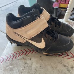 Nike Baseball Cleats 