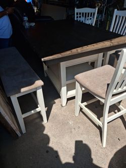 Table ,bench and foreshares table sturdy chairs ,  seat covers need to be clean