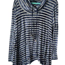 La Vanya Women Plus Size 2x Sharkbite Charcoal Blue Striped Tunic Top Hoodie  This La Vanya women's tunic top is a perfect addition to your casual war