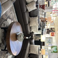 Beautiful Sofa And Loveseat Set @furniture Expo 