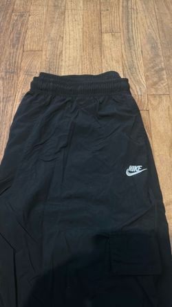 Nike Cargo Pants, Black, Size Large, Men’s, Nylon, Great Condition