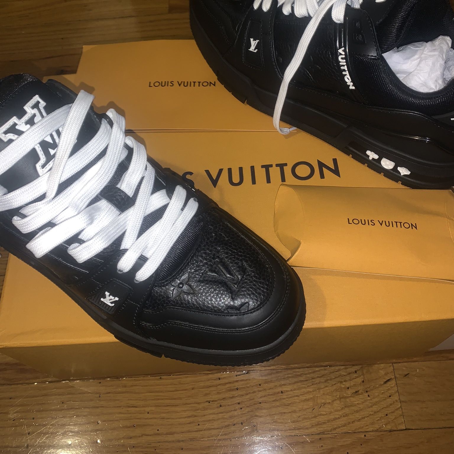 Authentic Louis Vuitton Sneakers for Sale in Brooklyn, NY - OfferUp