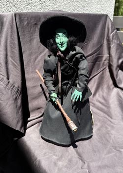Hamilton Gifts Vtg Fabulous Oz Wicked Witch Doll
