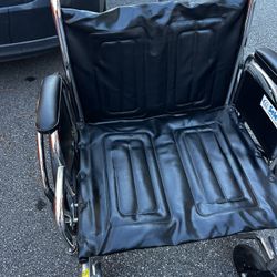 Wheelchair- Medline Bariatric Heavy Duty 22” Seat Width Wheelchair With Footrests 