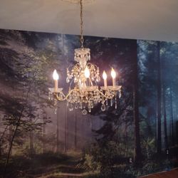 Clear Crystal Very Nice Don't Miss Out