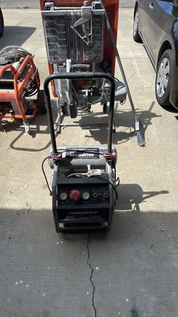 Husky 4.5-Gallon 175 PSI Quiet Air Compressor