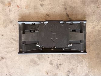 Armstrong 37”-80” Full Motion TV Wall Mount