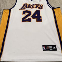 Kobe Jersey Size XL
