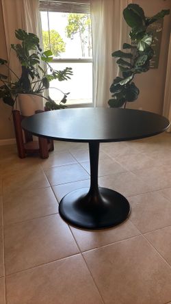 IKEA round dining table
