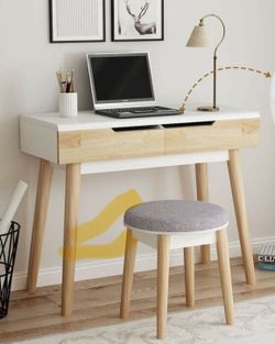 Vanity/Desk With Stool