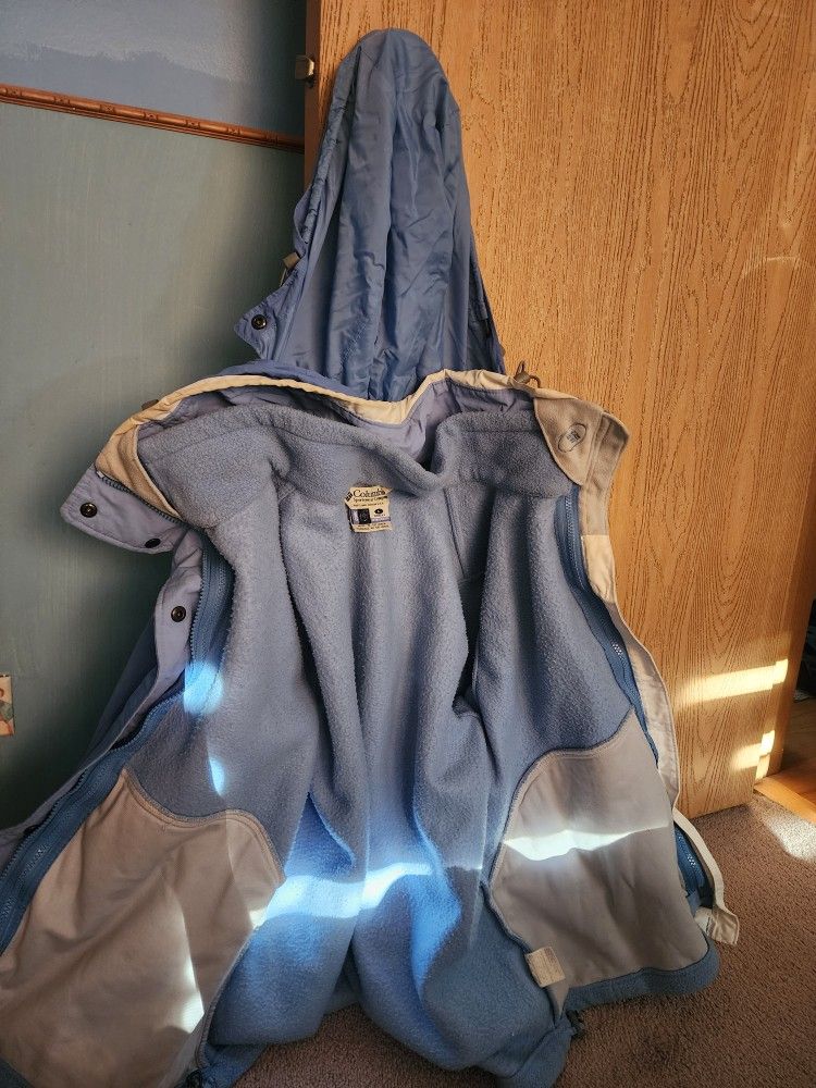 Large Blue Columbia Jacket