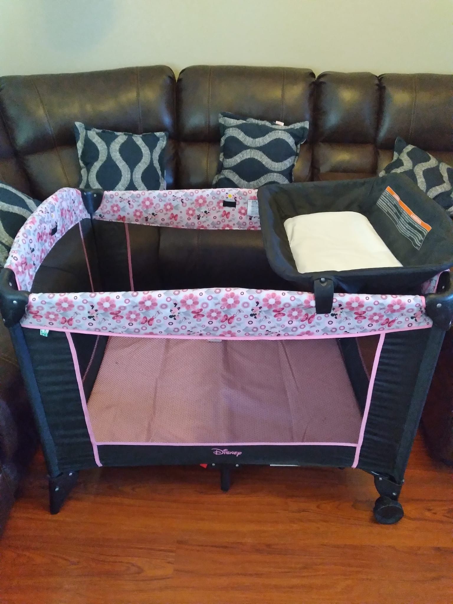 MINNIE MOUSE PLAYPEN for Sale in Tulare, CA OfferUp