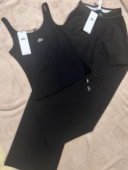 Alo Yoga Black Tank and Pants Set