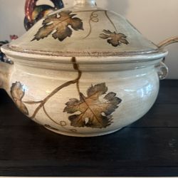 Tabletops for Z GALLERIE Hand Painted VINEYARD Grapevine Soup Tureen, Lid