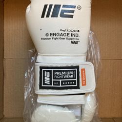 *Brand New* - Engage Boxing gloves - 16 ounce