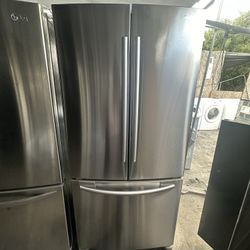 Samsung French Door Apt Size 32” Stainless Steel Fridge 