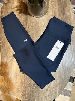 Alo Yoga 7/8 High-Waist Airlift Legging in Navy Size Large New with tags