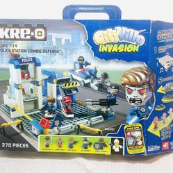 KRE-O CityVille Invasion Police Station Zombie Defense Building Set A3250