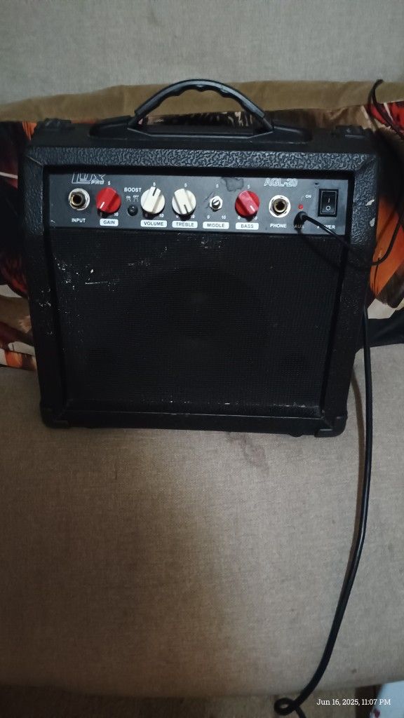 Lux 5 Pro Speaker