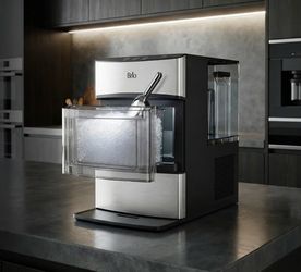 Brio 740i Nugget Ice Maker, 44lbs • Produces Up to 44 Ibs. of Nugget Ice Daily • Integrated 2.66-Liter Refillable Water Tank • Automatic Self-Cleanin
