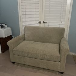 Single Sleeper Love Seat w/Ottoman