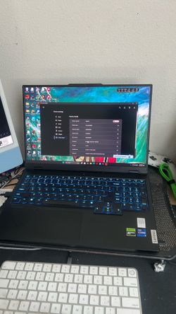 Lenovo Legion Pro 7 i9 RTX 4080 Gaming Laptop 240hz