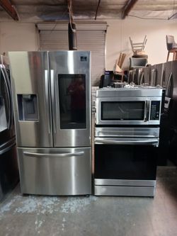 Refrigerator Samsung tablet hub- stove Electric and microwave in stainless steel Combo Delevery
