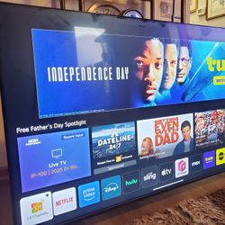 70" LG Smart Tv 4k Great Condition Like New Come With Remote.  Great Quality Pic No Scratch 