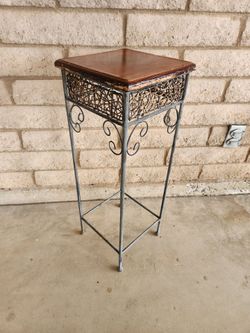 Small End Table or Plant Stand