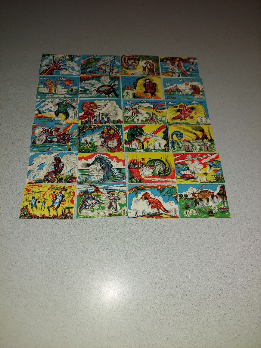 1963 MONSTER MAGIC ACTION COMPLETE SET OF 24 TRADING CARDS FROM ABBY FINISHING CORPORATION