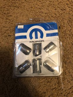 Mopar Wheel locks