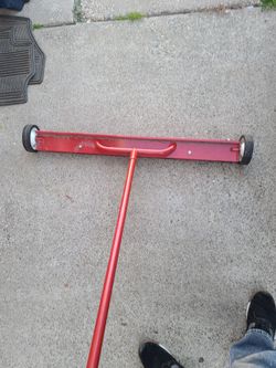 4ft Shop Magnet Clean Up