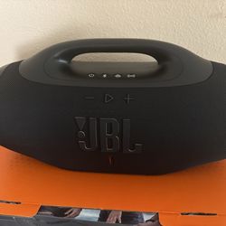 JBL Boombox 4