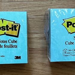 Pack of Post Its - 390 sheets
