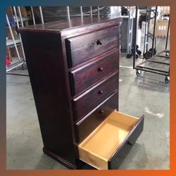 5 drawers dresser / Five drawers dresser