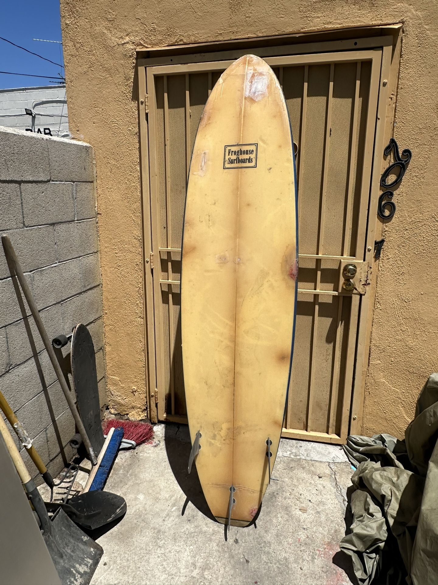 Froghouse Surfboard PRICE IS NEGOTIABLE