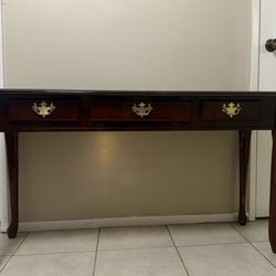 Accent Table