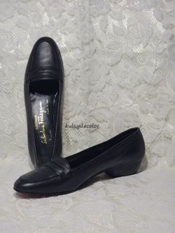 Vintage Salvatore Ferragamo Boutique Black Genuine Leather Loafers 6½ A2 Italy