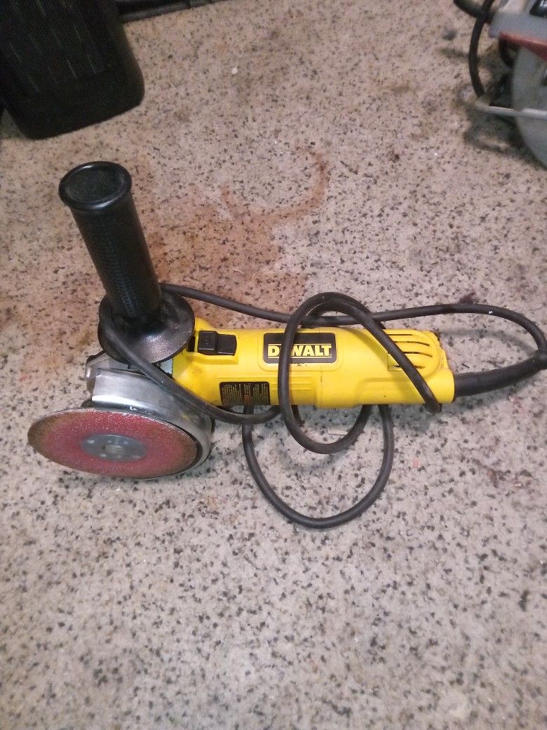 DeWalt Grinder Skilsaw And Drill