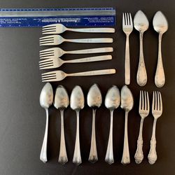 Vintage silverware/flatware set 16 pieces Spoons Fork Russia USSR USA