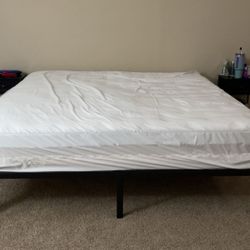 12” King Pocket Coil Hybrid Mattress