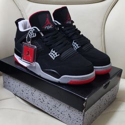 Jordan 4 Retro 