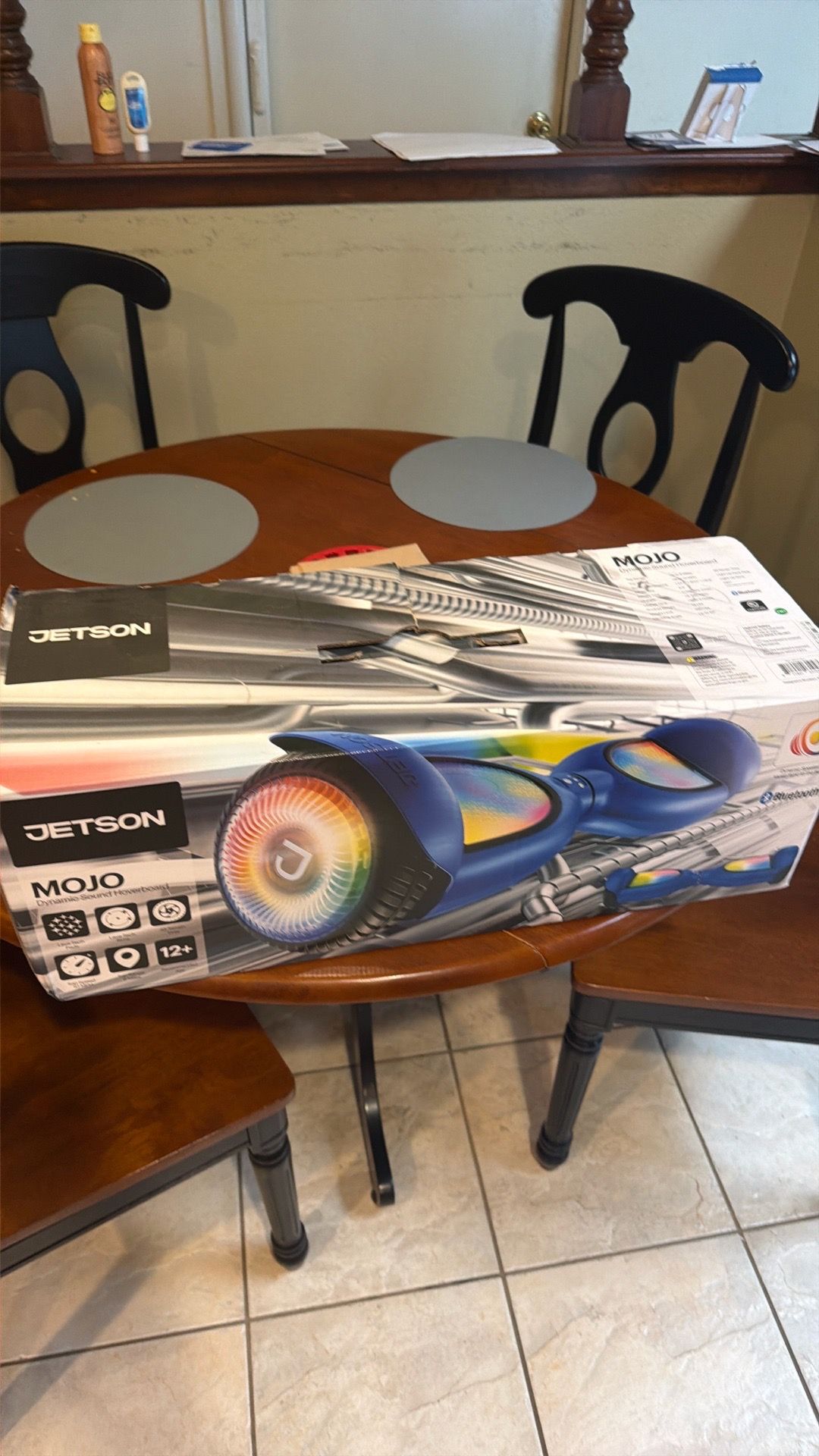 Jetson MOJO Hoverboard – Brand New / Never Used – Bluetooth + LED Lights