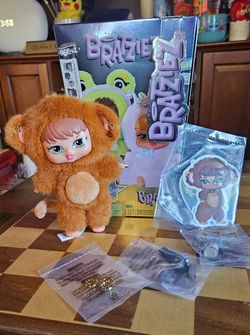 Bratziez Iconz Series